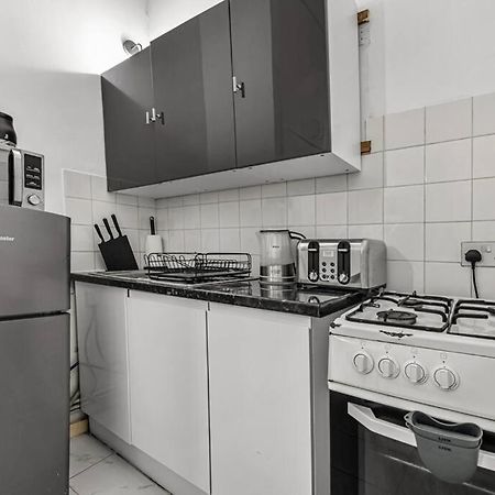 Deluxe Flat On Kentish Town Apartment ลอนดอน ภายนอก รูปภาพ