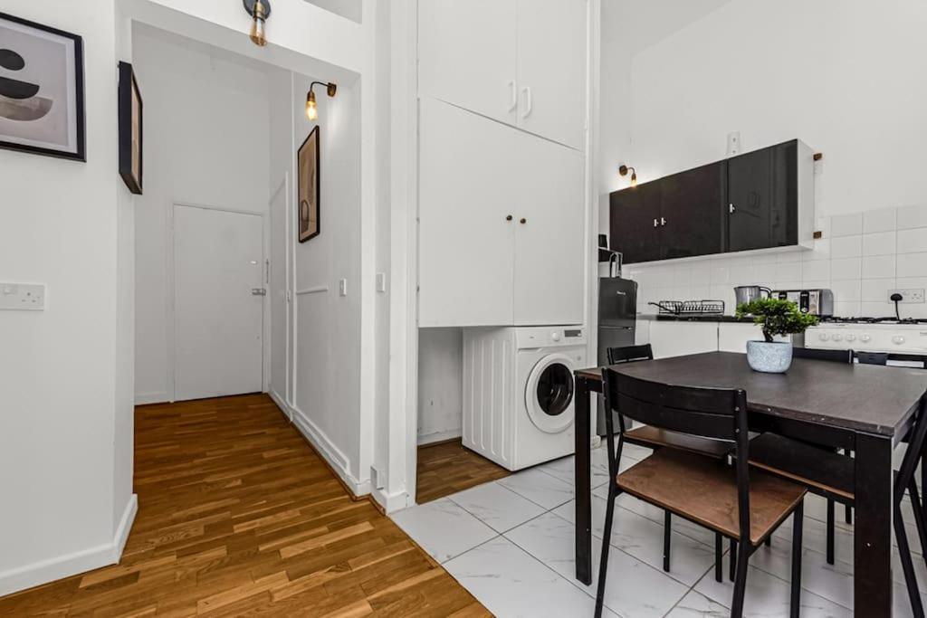 Deluxe Flat On Kentish Town Apartment ลอนดอน ภายนอก รูปภาพ